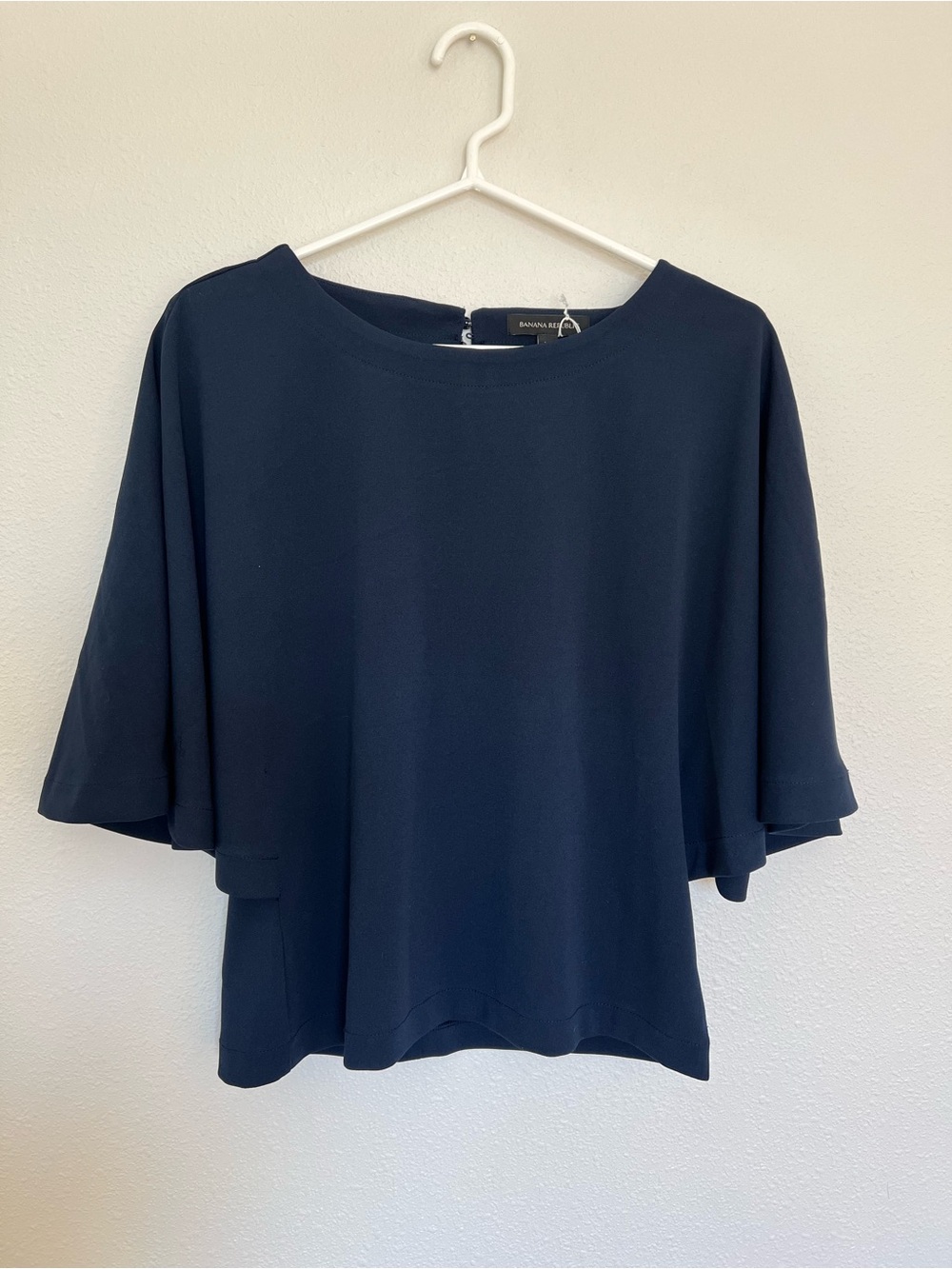 Banana Republic Navy Blue Flowy Blouse XS NWT